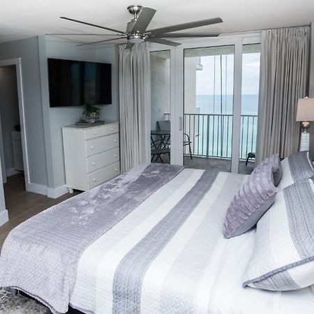 New Rental - 3Br 3Ba Corner Beachfront - 2024 Remodel - 3 Pools, Tiki Hut, Gym, Tennis Panama City Beach Bagian luar foto