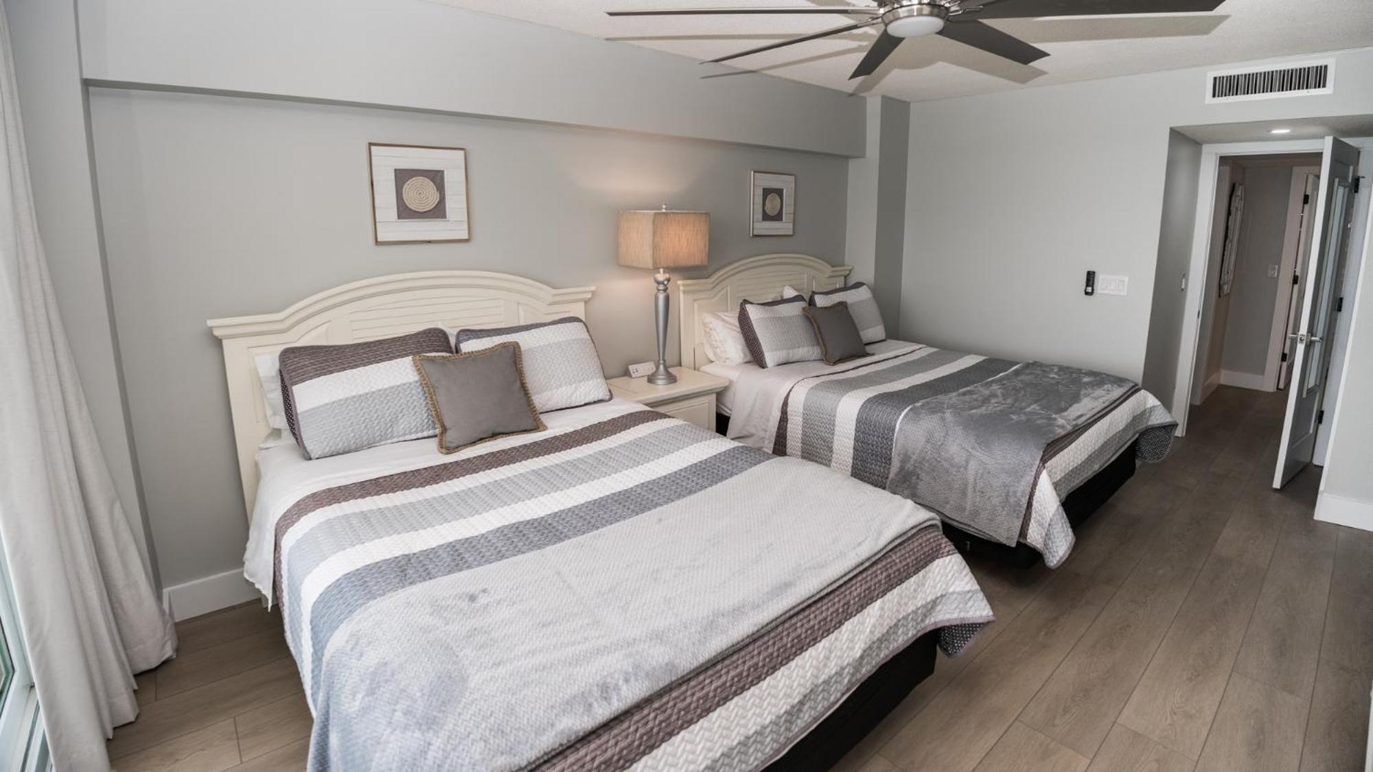 New Rental - 3Br 3Ba Corner Beachfront - 2024 Remodel - 3 Pools, Tiki Hut, Gym, Tennis Panama City Beach Bagian luar foto